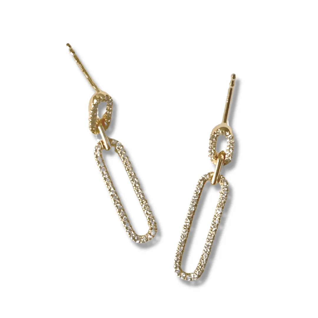 Elongated diamond and gold earrings