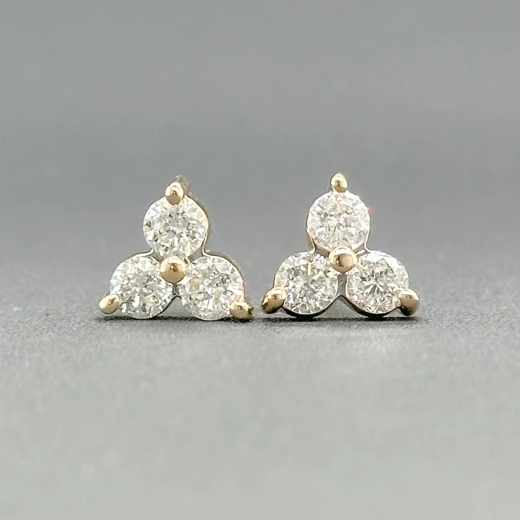 Estate 14K Y Gold 1.54ctw H/SI2 Diamond Triangle Stud Earrings