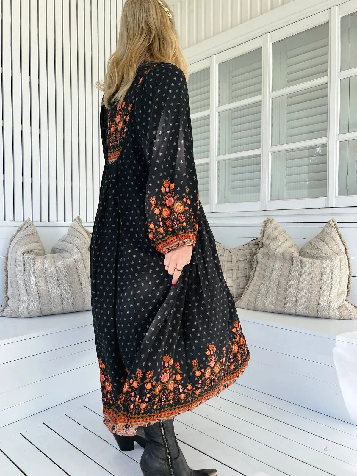 Jaase Boheme Long Sleeve Midi Dress - Emmery Collection