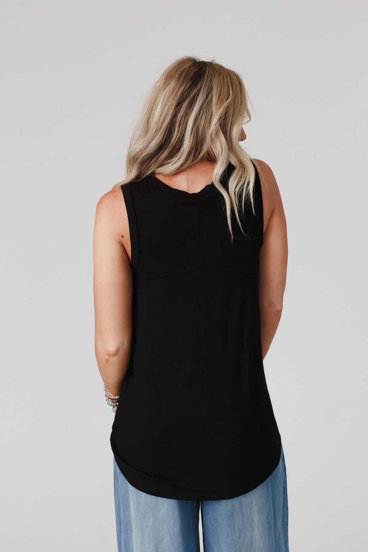 Shelli Scoop Neck Tank Top - Black